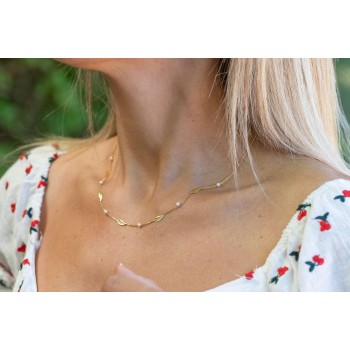 Collier femme plumes en or et perles d'eau douce en or 9 carats.