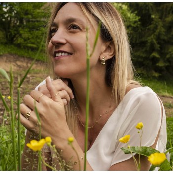 Boucles d'oreilles pendantes avec 3 ronds froissés dégradés.