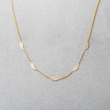 Collier 5 plumes.
