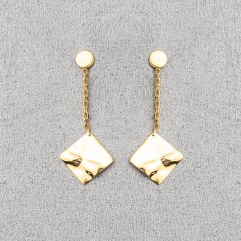 Boucle d'oreille femme carré froissé.