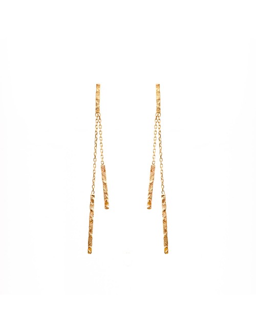 Boucle d'oreille femme fil grunge.