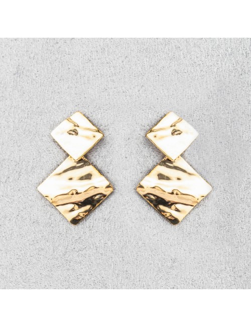 Boucle d'oreille femme double losange en or 18 carats.