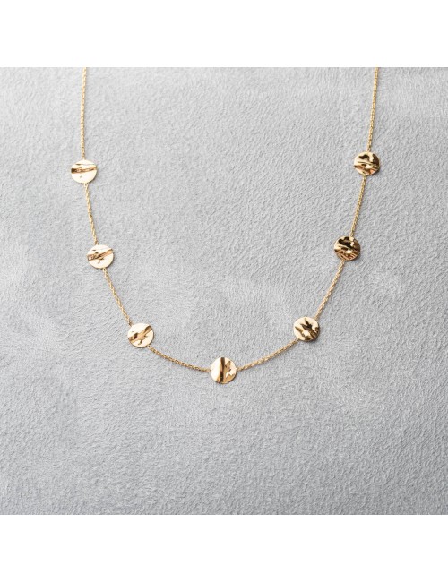 Collier femme 7 ronds froissés en or 18 carats.