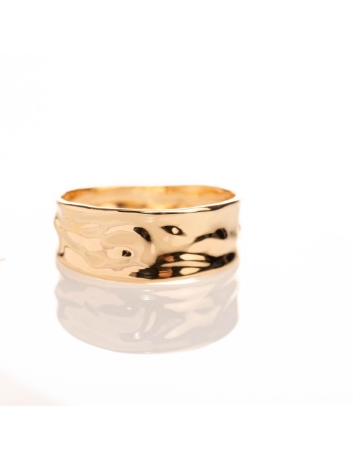 Bague en or froissé 9 carats 7mm.