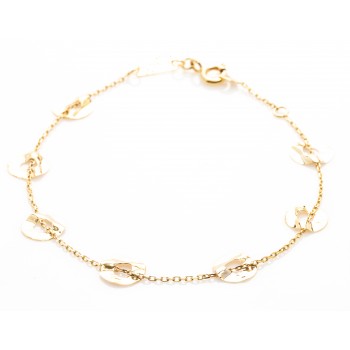 Bracelet rond froissé et ajouré en or 9 carats.