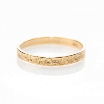 Bague femme alliance grunge en or 18 carats.